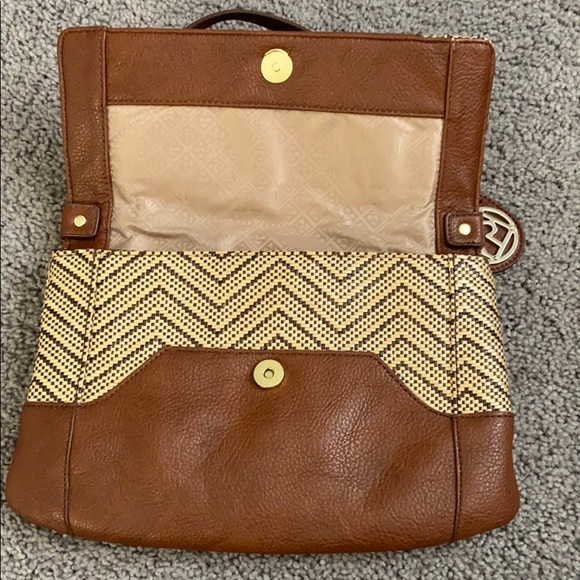 Relic Shoulder Bag - Picture 4 of 6